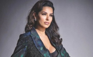 NESTALA BUJNA KOSA: Tanja Savić kao na početku karijere