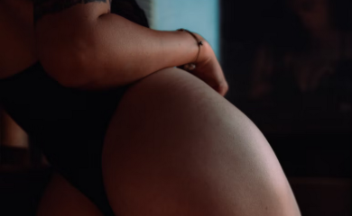 Neobičan oglas: Potrebno najmanje deset osoba da glume u filmu za odrasle – uslovi nisu strogi