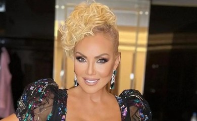 Lepa Brena se pohvalila da je upravljala avionom, jahtom, autobusom i bijesnim automobilima