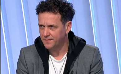 Dženan Lončarević imao saobraćajnu nesreću: Prevrtao se automobilom, a evo kako se sada osjeća!