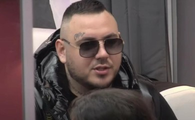 OTKRIVEN HONORAR FILIPA CARA! Zadrugar zaboravio na kamere, pa se izlanuo, a zbog jedne izjave fanovi ga URNISALA NA MREŽAMA