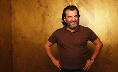 UB JE NA NOGAMA: Aca Lukas napravio spektakl za pamćenje