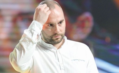 Prijetio, urlao, pa ucijenio produkciju: Jezivo ponašanje Zvezdana Slavnića, izletio iz Bijele kuće!