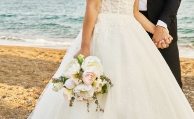 Vjerovanje se poštuje! Evo zašto mladoženja ne smije da vidi mladu u vjenčanici prije svadbe