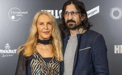 VELJKOVA UMJETNOST IZAZVALA BURU NA INSTAGRAMU! Naslikao obnaženu ćerku Verice Rakočević