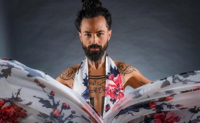 NE ZAUSTAVLJA SE NA ŠTIKLAMA I SUKNJAMA: Ovo je novi modni dodatak Bože Vreće