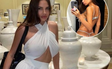 LICE BEZ ŠMINKE I GOLA GU**CA: Isplivala bezobrazna fotka Nataše Šavije - mami "štraftom" i srebrnim lancima!