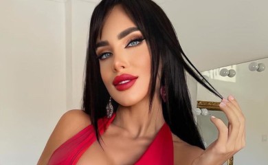 ALEKSANDRA SUBOTIĆ OBJAVILA SLIKU BEZ ŠMINKE: Ovako izgleda u prirodnom izdanju