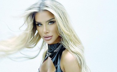 IZGLEDA KAO BOMBA, A MUŠKARCI JOJ NE PRILAZE: Ivana Nikolić snimljena u teretani