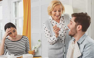 Ova četiri horoskopska znaka su nepopravljivi mamini sinovi