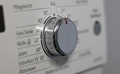 Dobar trik: Evo kako da zadržite svjež miris odjeće nakon pranja (VIDEO)