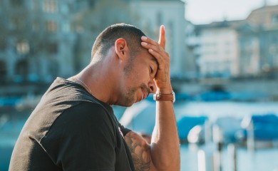 Pet ranih znakova manjeg moždanog udara koji pogađa i mlade