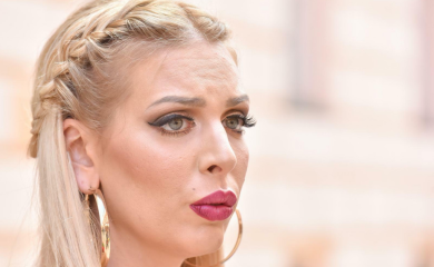 "NAPASTOVAO ME I SEKSUALNO UZNEMIRAVAO"! Ava Karabatić prijavila stanodavca (61) policiji!