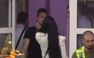 UHVATILA GA ZA VRAT Maja vidjela Milicu pored Bilala, pa odmah napravila haos (VIDEO)