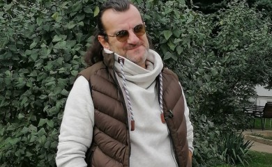 LUKAS PUCA OD SREĆE: Stigao je unuk Vuksan