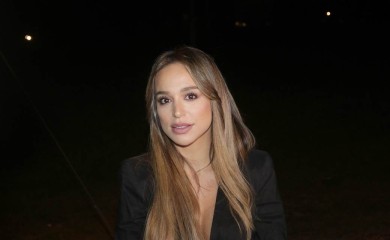 KAKAV ŠOK: Edita pokazala trudnički stomak