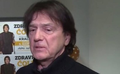 ISPLIVALA NIKAD VIĐENA FOTKA ZDRAVKA ČOLIĆA! Haos na mrežama zbog SLIKE IZ VOJSKE, neprepoznatljiv sa KRATKOM KOSOM!