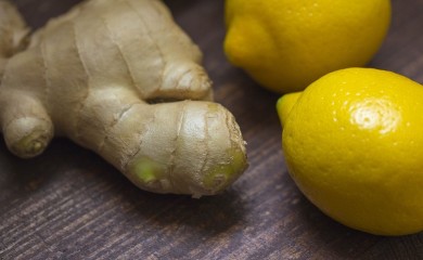 Žene će ga obožavati! Ovaj čarobni napitak od đumbira topi masti