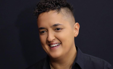 ŠERIFOVIĆKA JE VLASNICA NAJPLAĆENIJEG SPOTA NA ESTRADI! Evo ko je iskeširao to