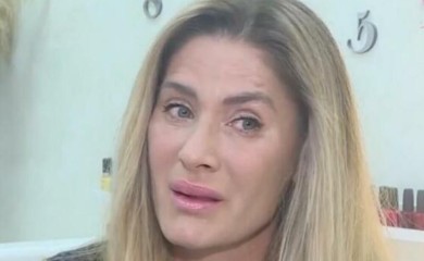 ZVEZDANOVA BIVŠA SUPRUGA PO PRVI PUT PRED KAMERAMA! Ana zaplakala na sav glas, otkrila da ju Zvezdan VARAO i prije Anđele