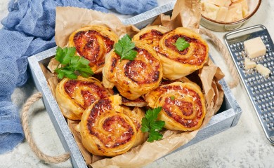 Najjednostavnije pizza rolice od lisnatog tijesta