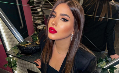 ĆERKA ZDRAVKA ČOLIĆA ZAVRŠILA NA DEJTING APLIKACIJI Una na meti prevaranata, ukrali joj IDENTITET, hitno se oglasila