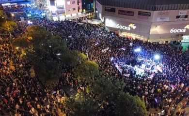 Protesti prelaze u tradicionalnu manifestaciju