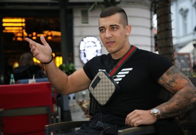 GOST BRUTALNO ODBRUSIO DALILI: Na pitanje o zaradi ponizio Dragojevićku