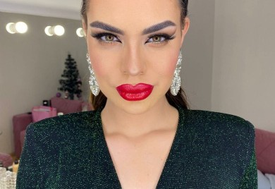 MINA VRBAŠKI SPAKOVALA KOFERE I NAPUSTILA SRBIJU!