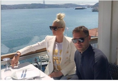 ISTINA O RAZVODU: Oglasio se advokat Duška Tošića i odbrusio Karleuši