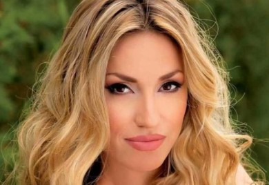 OPSJEDNUTI FAN: Dario Šogorović optužio Radu Manojlović da joj je platio 10.000 eura za intimne odnosne