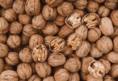 Kako da bez muke brzo očistite orahe