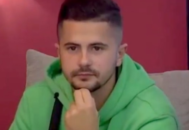 BILAL VRAĆEN U ŠIMANOVCE U INVALIDSKIM KOLICIMA: Noga mu cijela u gipsu, ne smije da je pomjera