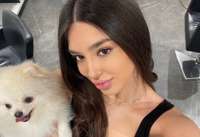 ĆERKA HARISA DŽINOVIĆA MORALA DA ZATRAŽI POMOĆ LJEKARA: Migrirao joj MATERIJAL iz usana