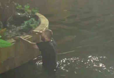 UZNEMIRUJUĆE SCENE: Zvezdan Slavnić pokušao da naudi sebi