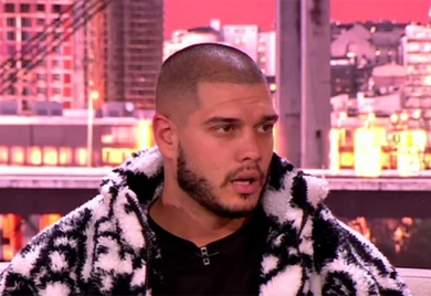 DEJAN DRAGOJEVIĆ ULAZI U ZADRUGU! Ugovara BASNOSLOVNI HONORAR, ali ima uslov koji ne odgovara PRODUKCIJI