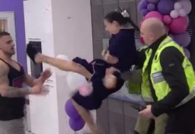 SKANDALOZNA TUČA U "ZADRUZI" Sanja i Marko u klinču, grebala ga i šutirala uslijedio i hajkik (VIDEO)