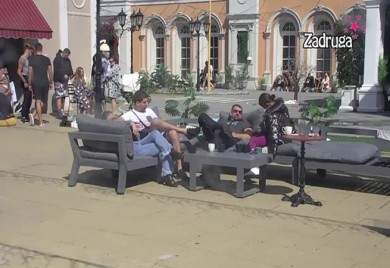 MILICA VESELINOVIĆ UMISLILA DA JE HUREM! Marko Marković ne zna gdje će prije, ona osmislila cio život sa njim: Živimo u Podgorici, imamo blizance, spremam doručak dok on trenira... LUDILO!