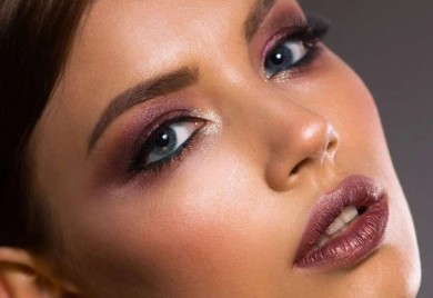 Bizaran način šminkanja usana trenutno najtraženiji trend na Tiktoku