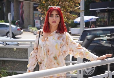 NA KORAK DO ŽESTOKE AKCIJE U PUŠIONICI! Lil Broks i Ivana Puzić zaboravili na kamere, par izgubio kontrolu!