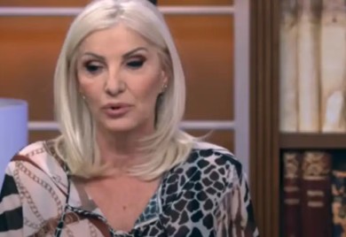 Cakana se udaje u 65. godini