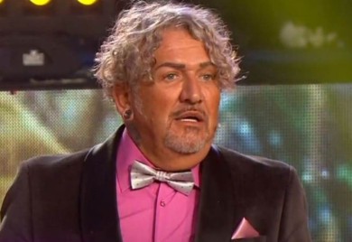 PROŠETAO 20 GODINA MLAĐU RIBETINU! Macina žena u brutalnom izdanju na premijeri "Munja"