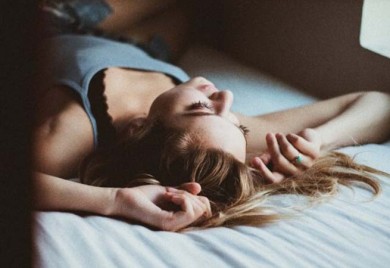 Muku mučite da zaspite uveče? Uz ova tri trika spavaćete kako beba, savjetuju psiholozi