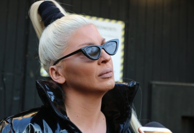 Bahatost estradnih zvijezda: Brena traži voće na nastupu, Seka ne dozvoljava pušenje, a JK je najzahtjevnija