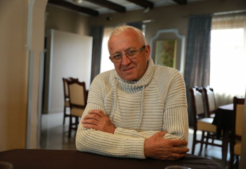 Era Ojdanić (75) priznao da li je imao odnose sa 54 godine mlađom zadrugarkom!