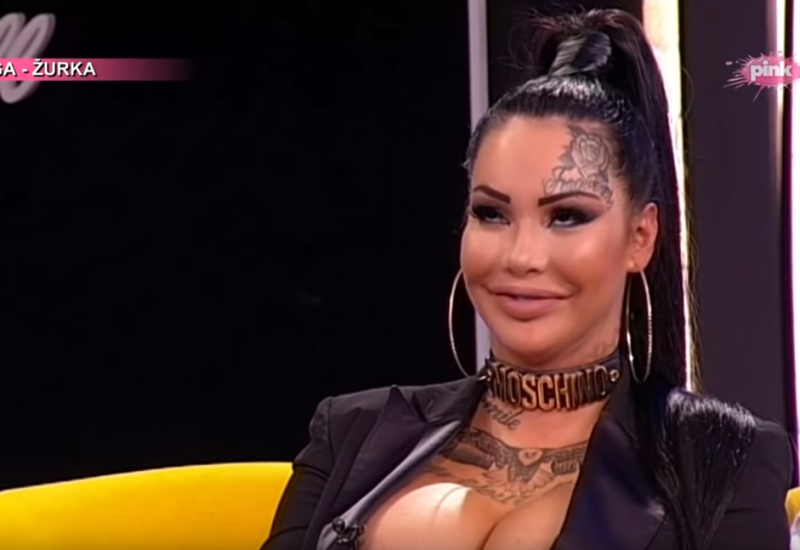 BIVŠA ŠMRKOVA DJEVOJKA U SUZAMA: Anđela Veštica preživljava najteže dane