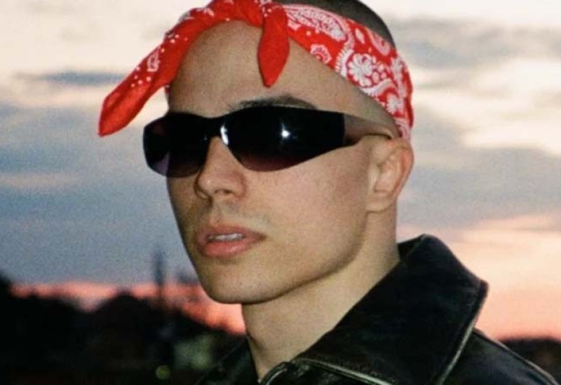 LJUBOMORNI NA USPJEH: Vojaž se brutalnom porukom obratio kolegama sa estrade