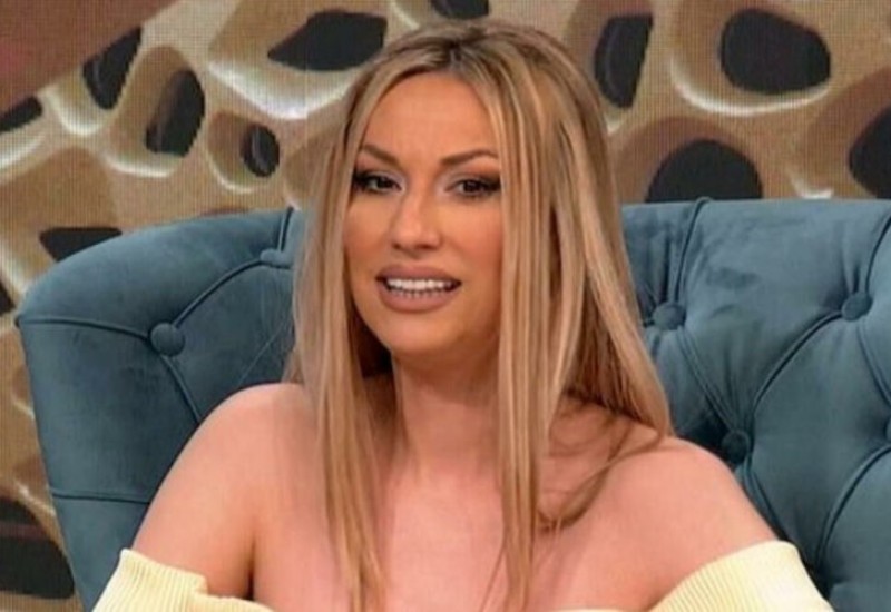 LOM NA NASTUPU: Rada Manojlović pokazala kako zabavlja goste