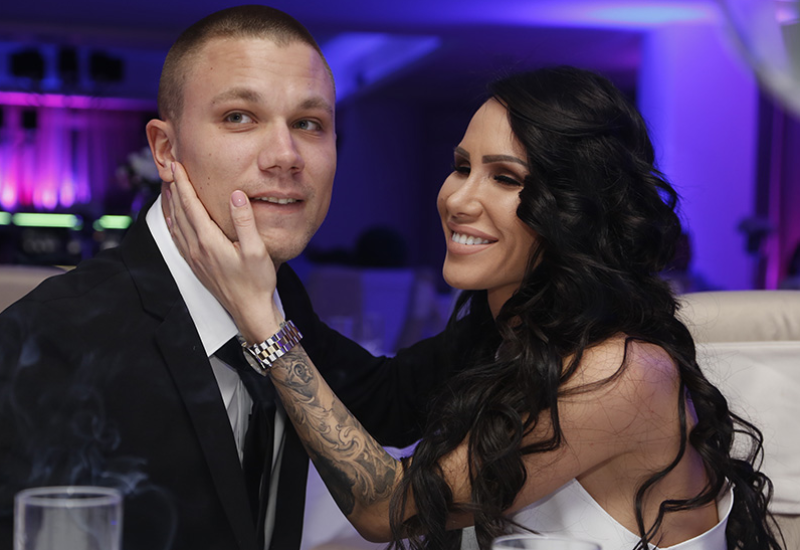 RELJA I NIKOLIJA NAPUSTILI VESNU ZMIJANAC: Bračni par se ponovio luksuznim stanom na Vračaru