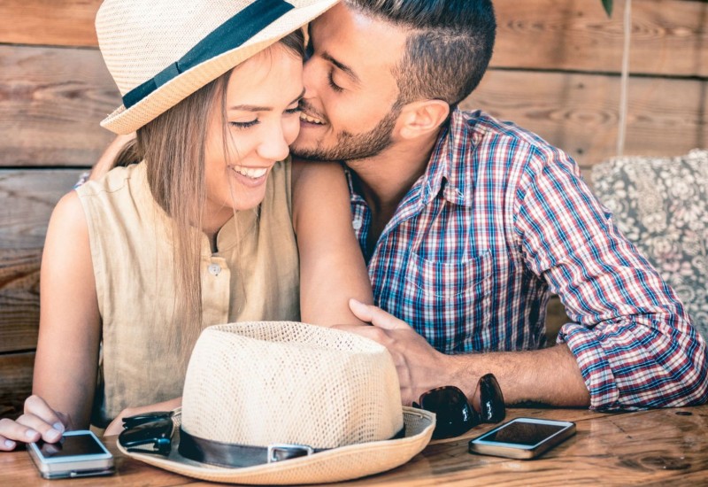 Znakovi ga odaju: Kakav je muškarac u seksu kad se zaljubi